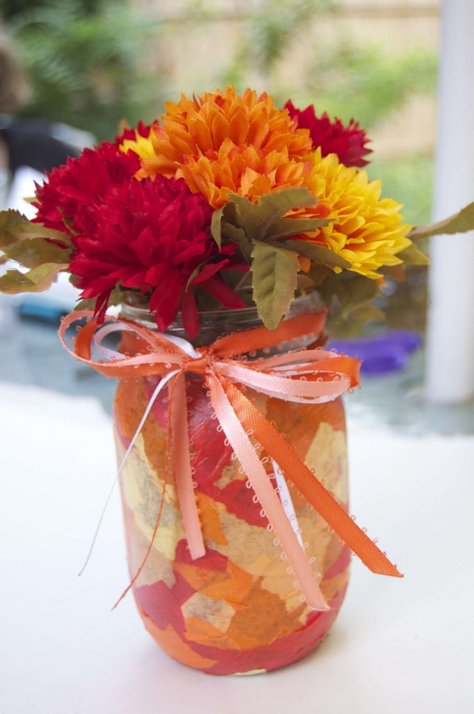 Fall craft: a fall flower jar tutorial! Super fun and easy fall craft! - Sara Laughed