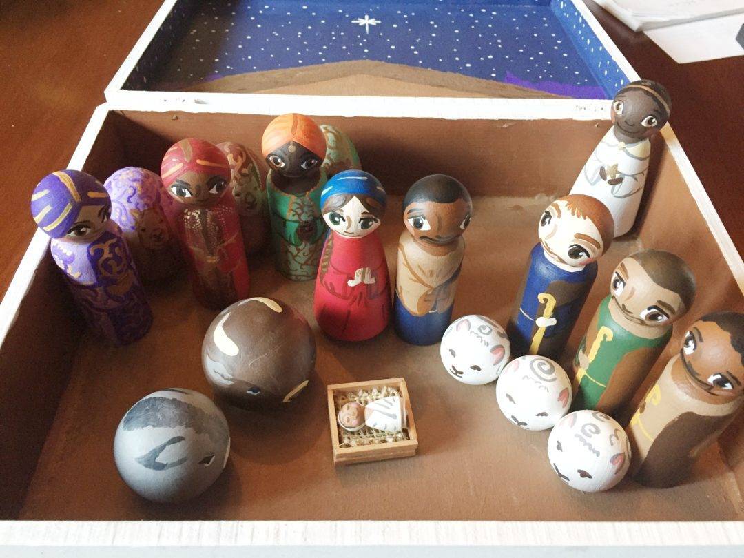 How to Create a Peg Doll Nativity - Sara Laughed