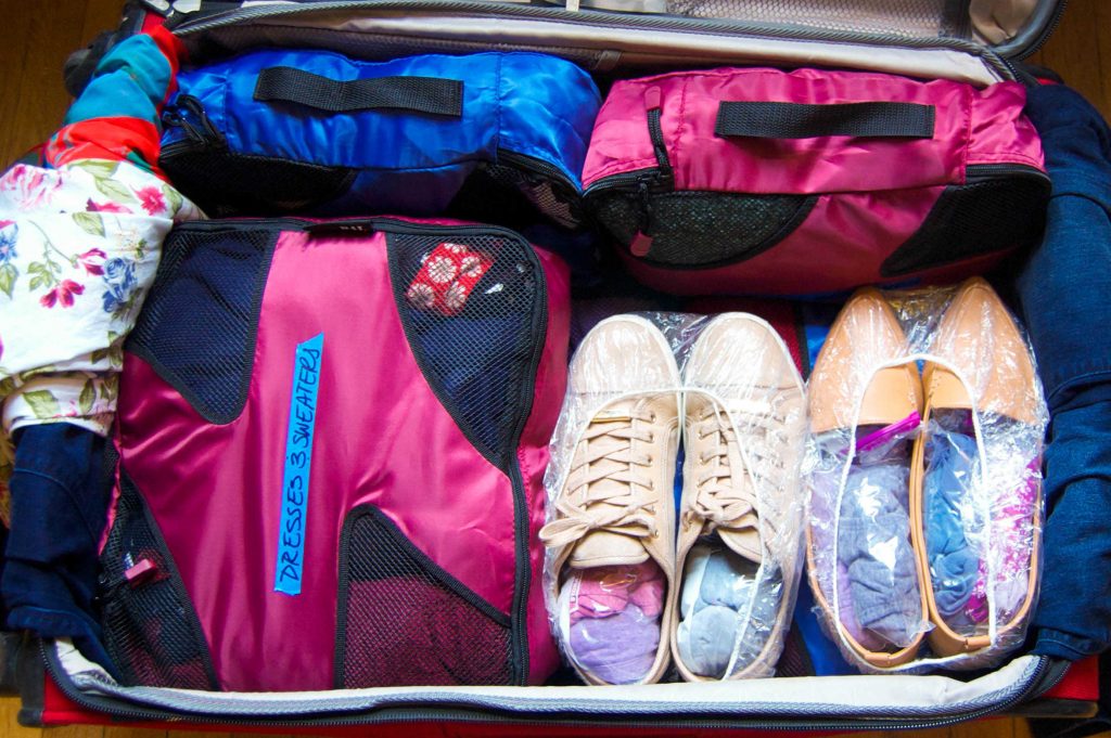 How to Pack Perfectly for a Flight: How I Pack My Suitcases